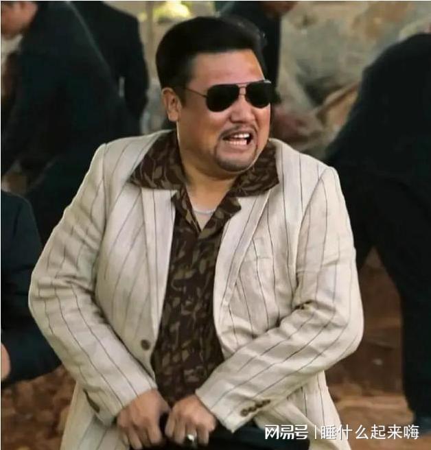磊的“虚假人设”难怪贾冰越来越红麻将胡了沈腾一句话彻底揭开了黄(图3)