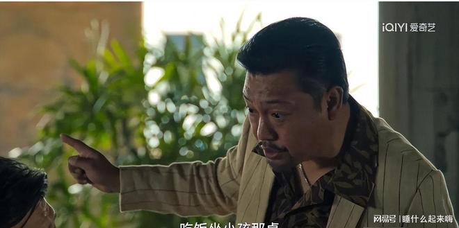 磊的“虚假人设”难怪贾冰越来越红麻将胡了沈腾一句话彻底揭开了黄(图16)