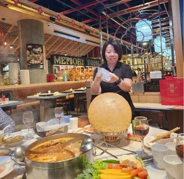 “麻辣革命”川菜与火锅流行于澳洲麻将胡了模拟器南半球餐桌上演的(图3) “麻辣革命”川菜与火锅流行于澳洲麻将胡了模拟器南半球餐桌上演的(图3)